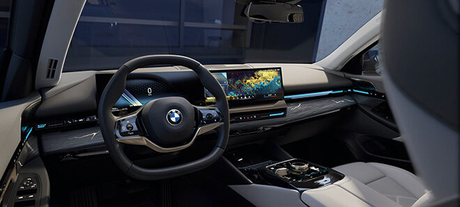 Anicht des Cockpits der neuen BMW 5er Limousine