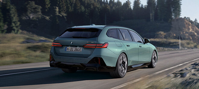 Der vollelektrische BMW i5 Touring